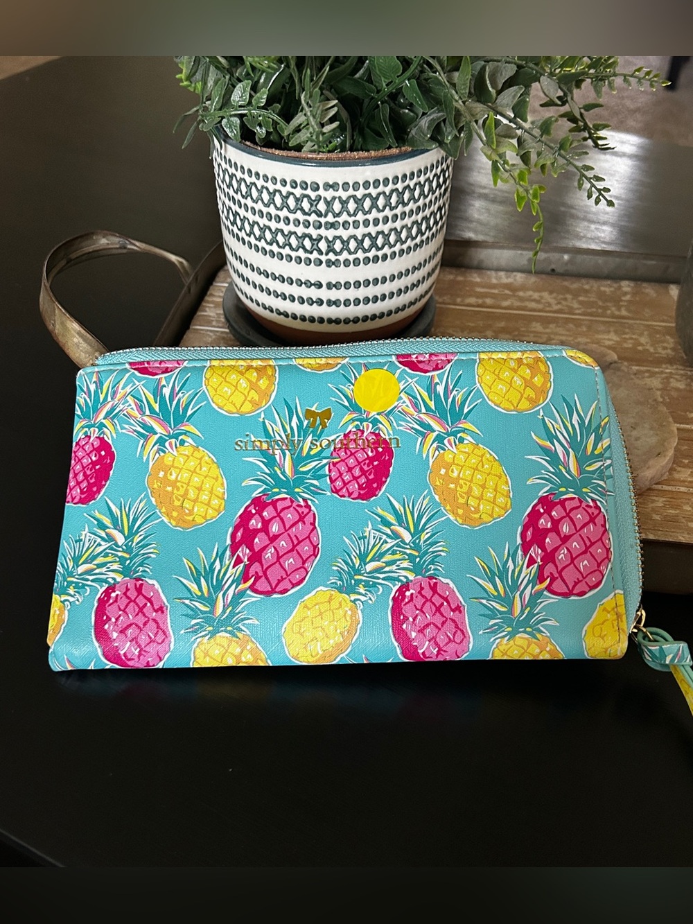 Simply Southern Tropical Vibrant Colored Pineapple Zip Wallet Card Holder